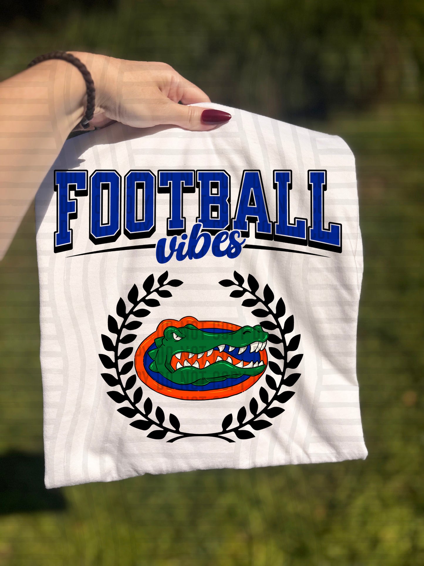 FOOTBALL VIBES TEE