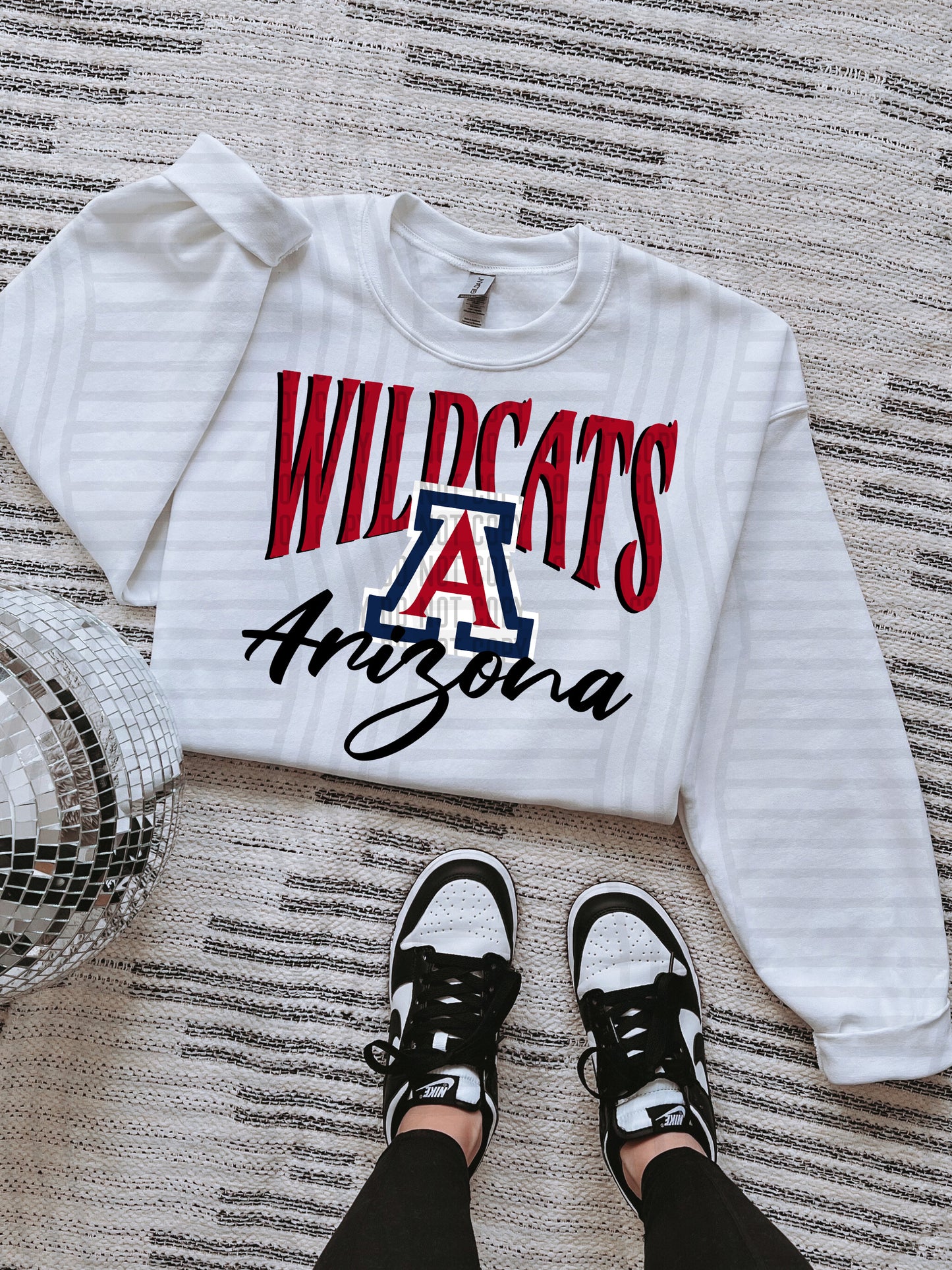 COLLEGE COLOR TEES