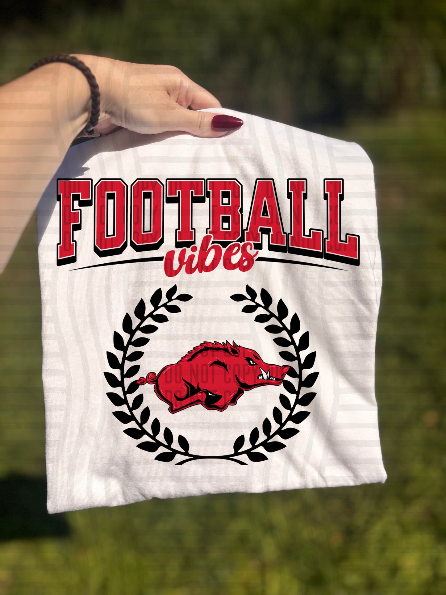 FOOTBALL VIBES TEE