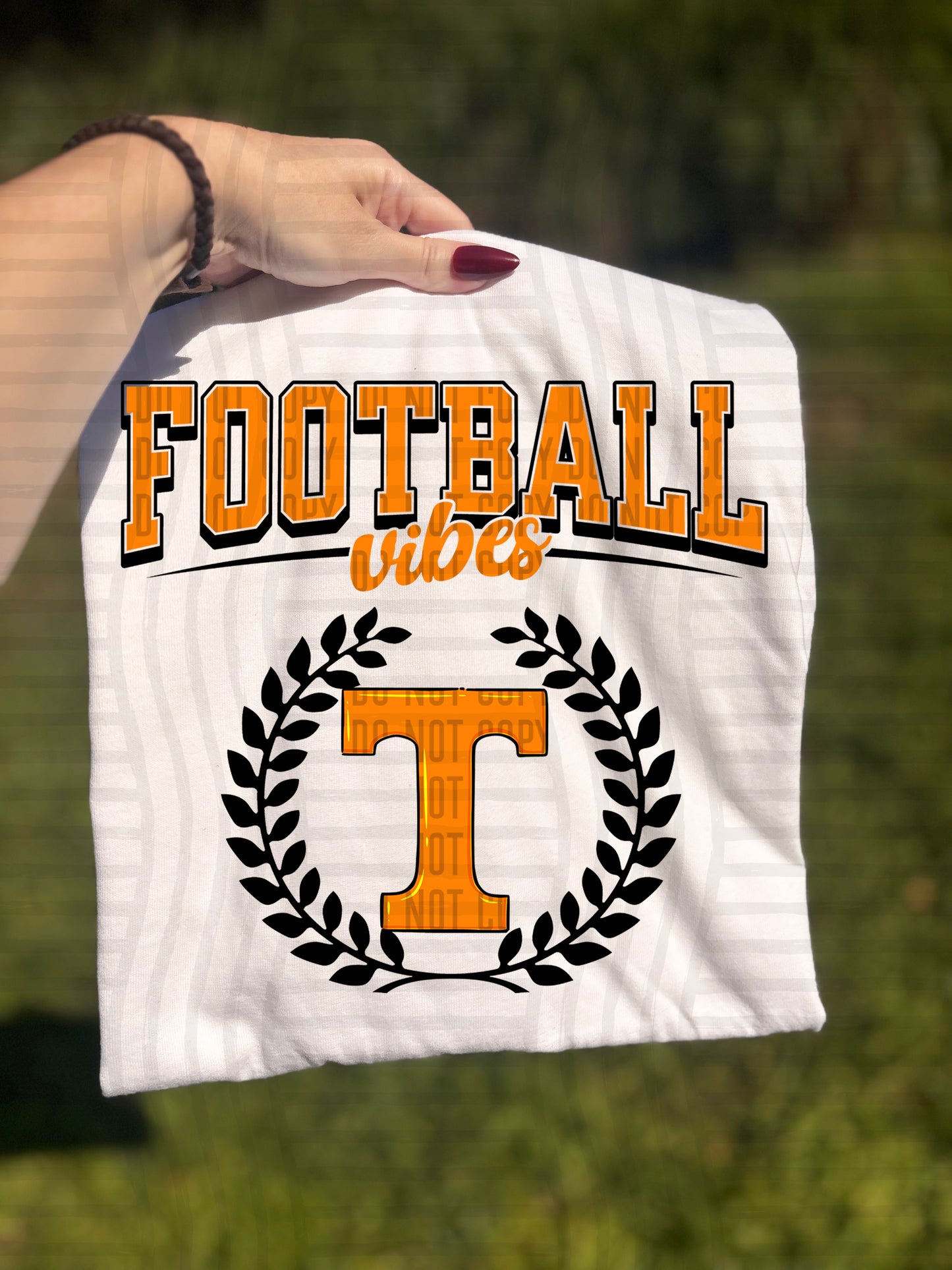 FOOTBALL VIBES TEE