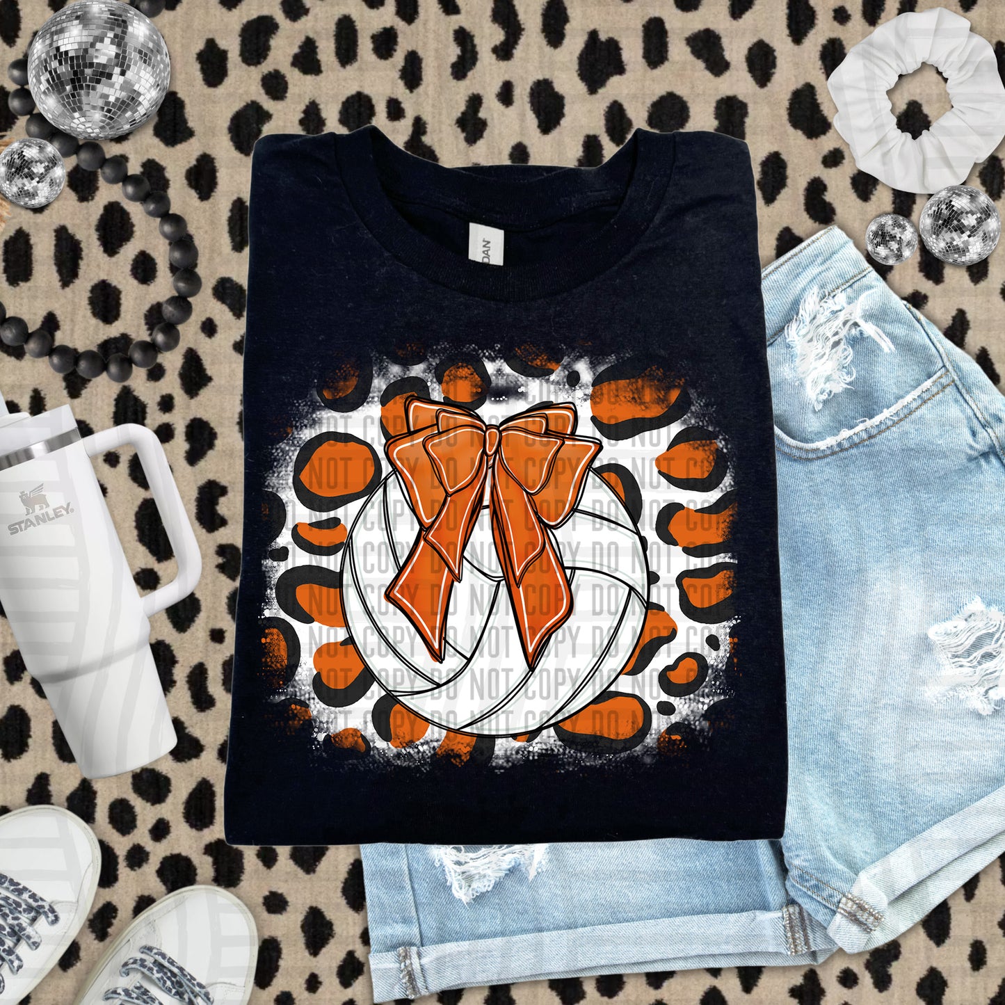 VOLLEYBALL LEOPARD BACKGROUND TEE