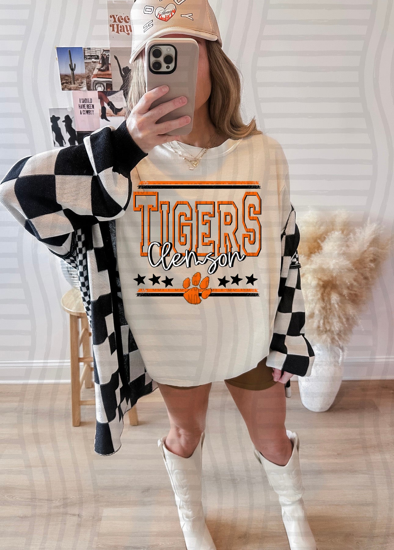 OPEN VARISTY COLLEGE TEE