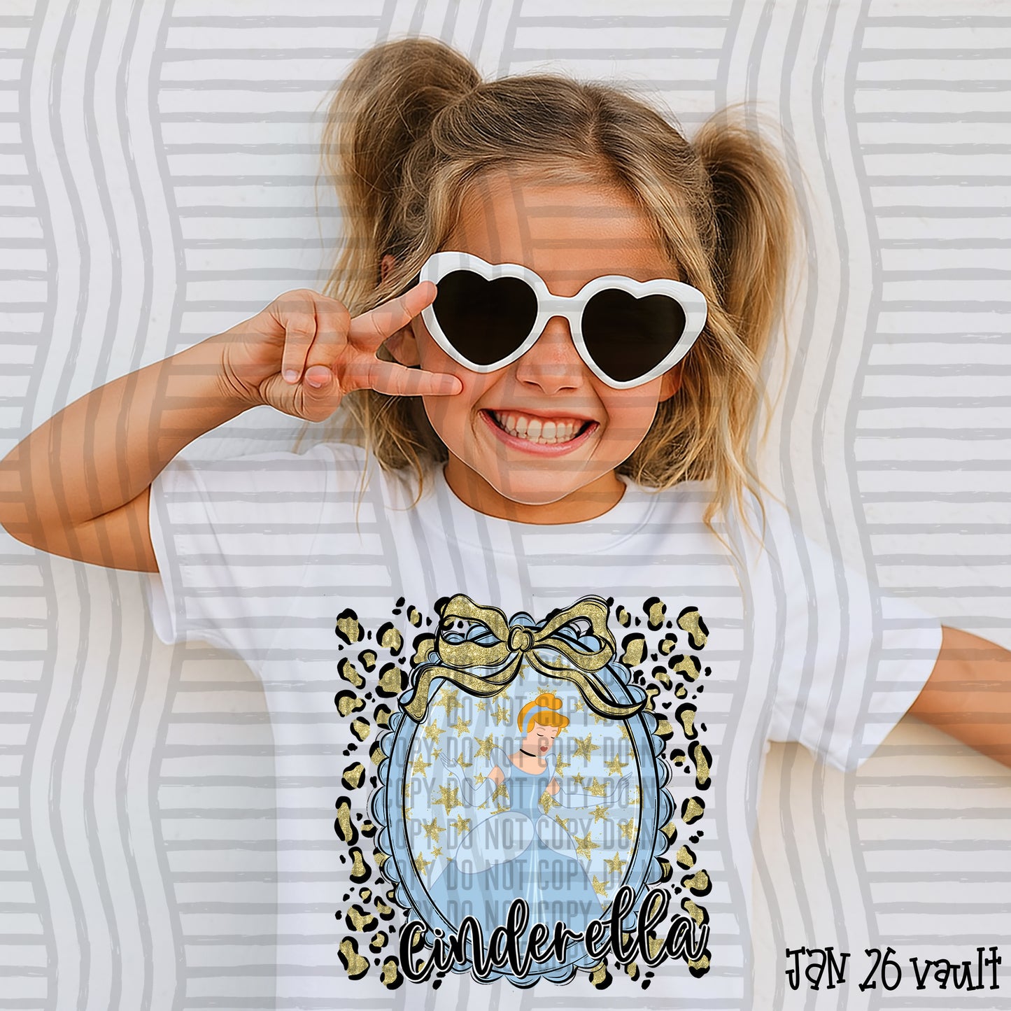 PRINCESS FRAMES TEE