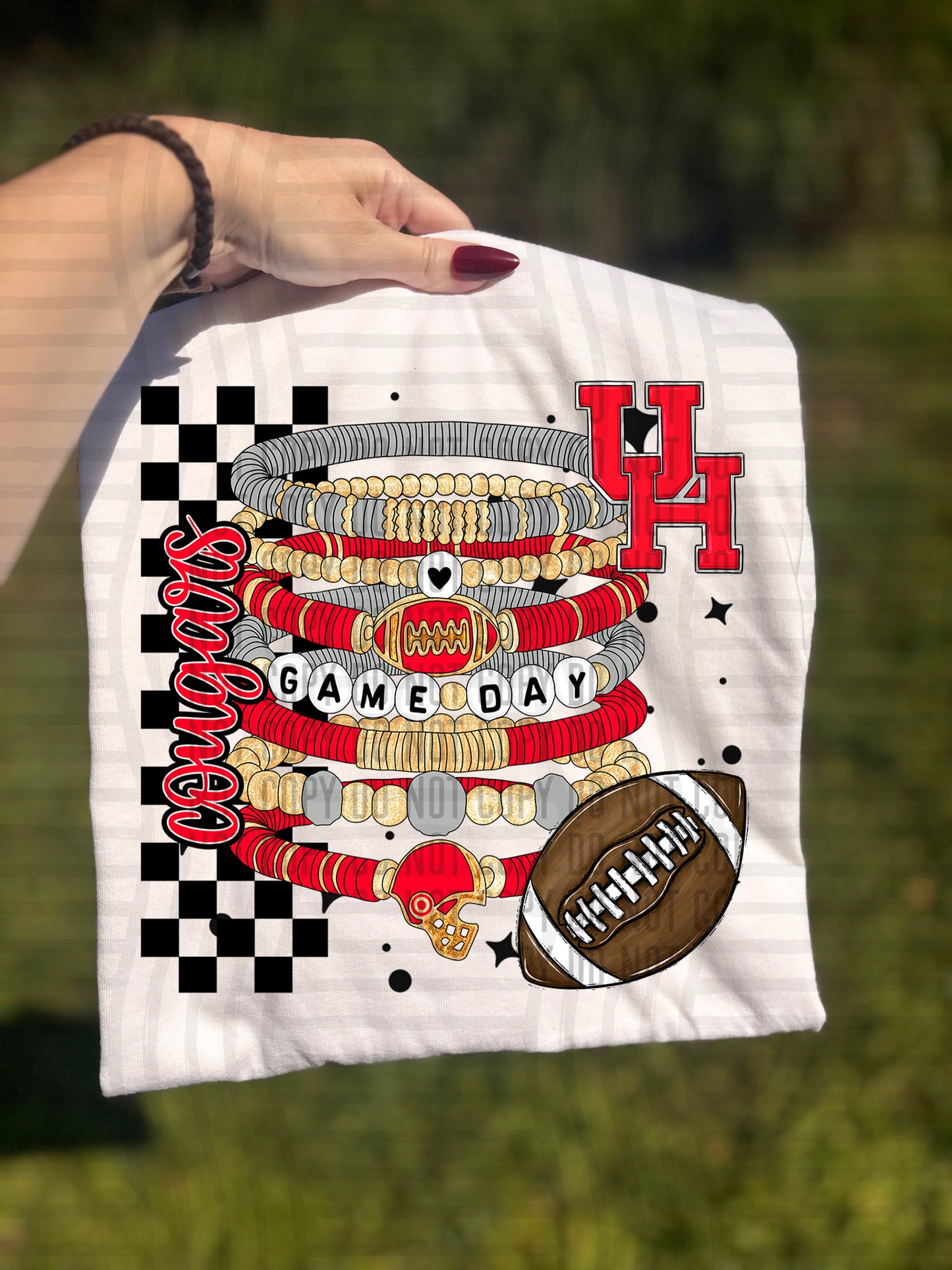 COLLEGE BRACELETS TEE