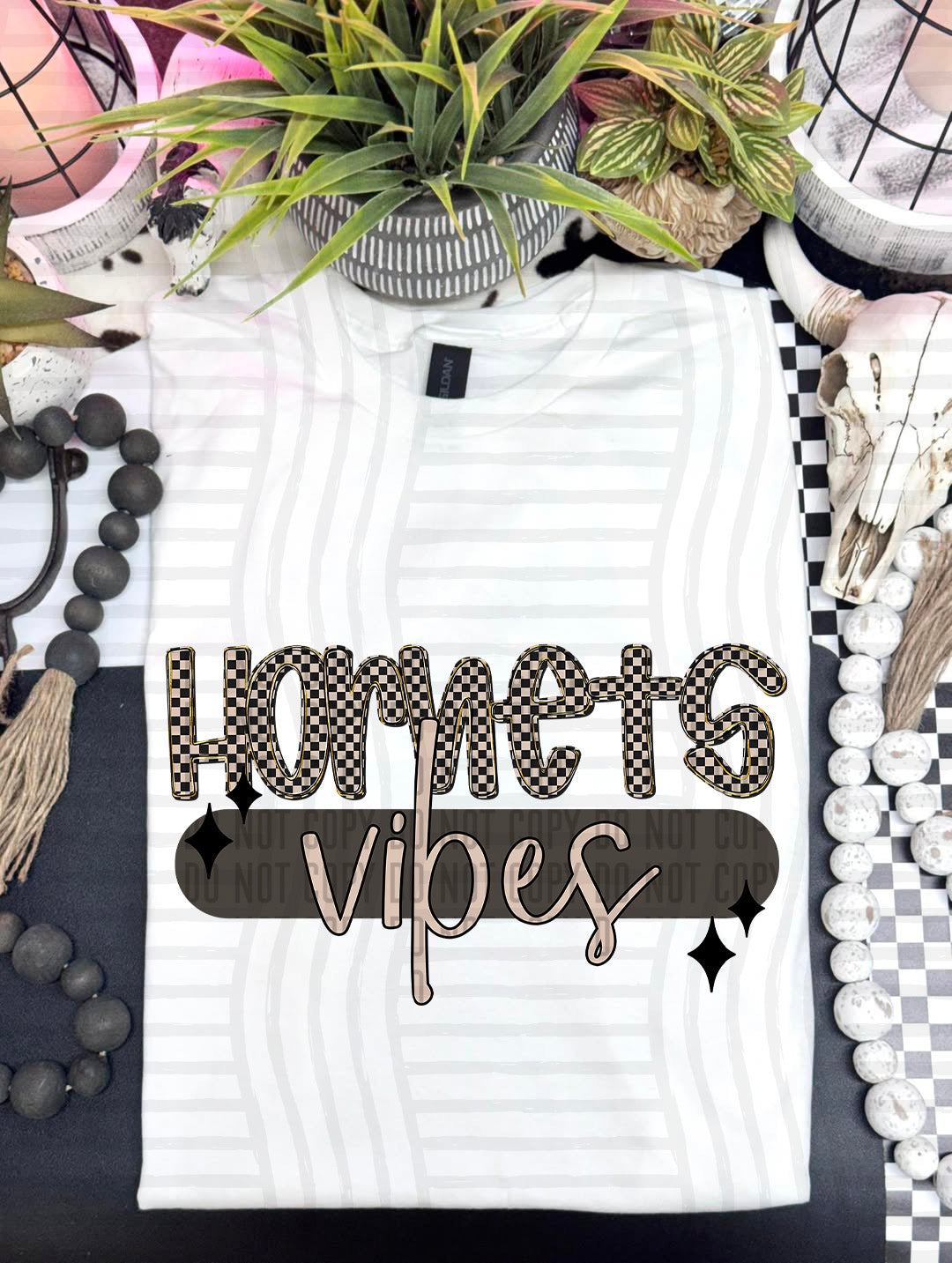 VIBES CHECKERED MASCOTS TEE