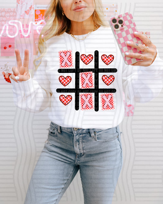TIC TAC TOE TEE