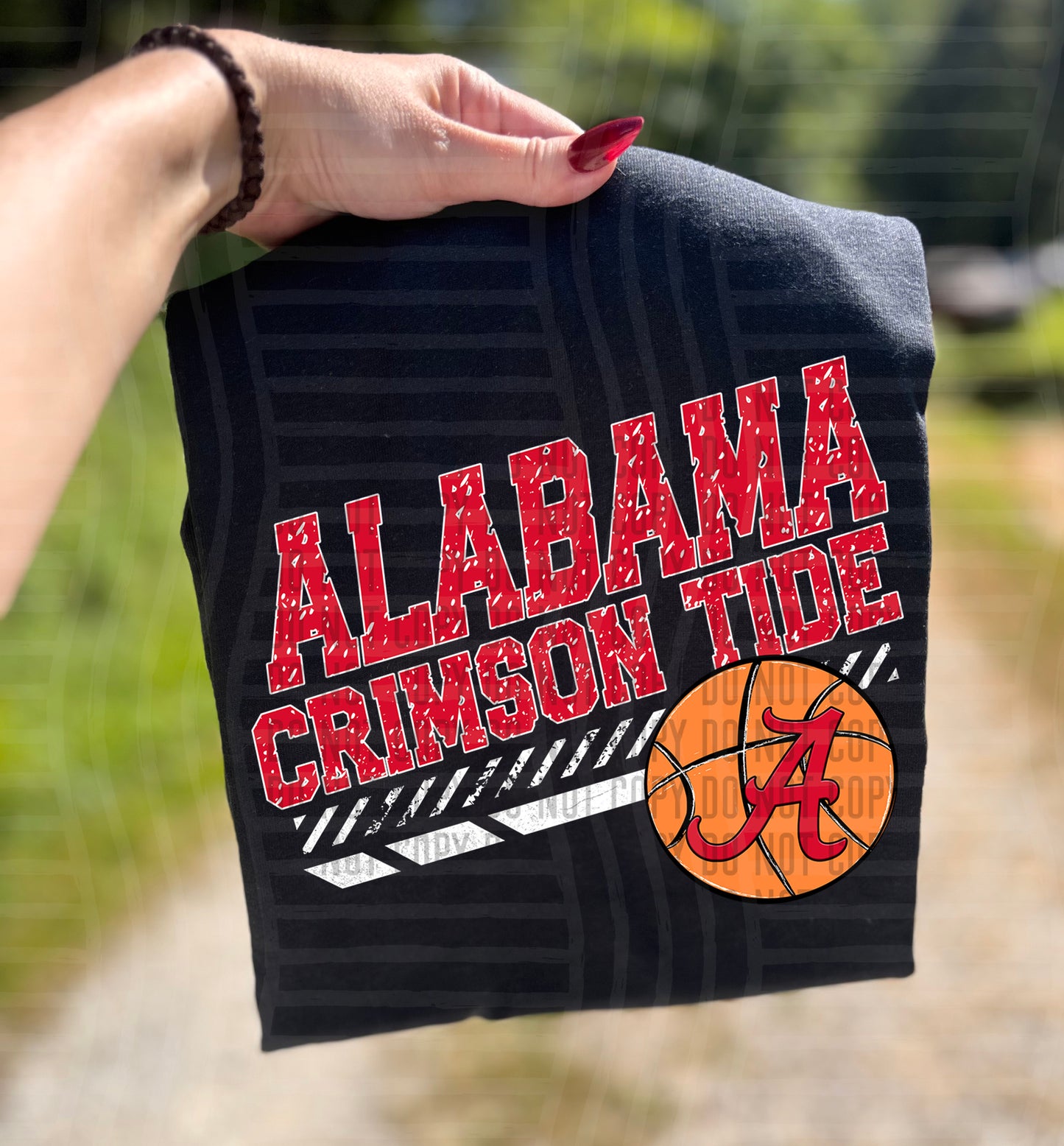 COLLEGE BASKETBALL TEE