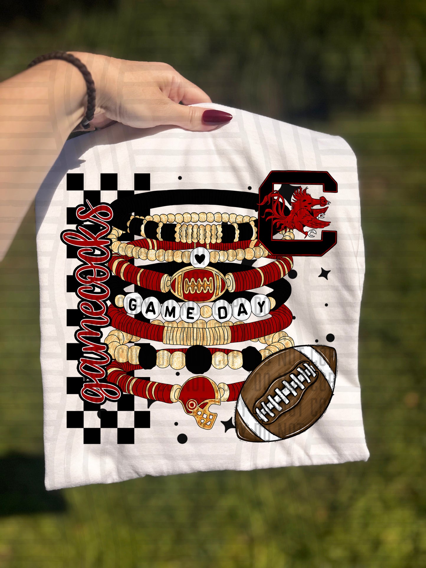 COLLEGE BRACELETS TEE