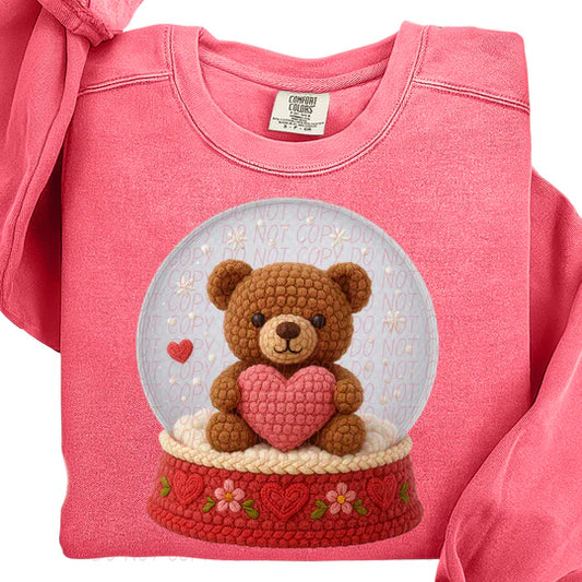 BEAR IN SNOW GLOBE TEE