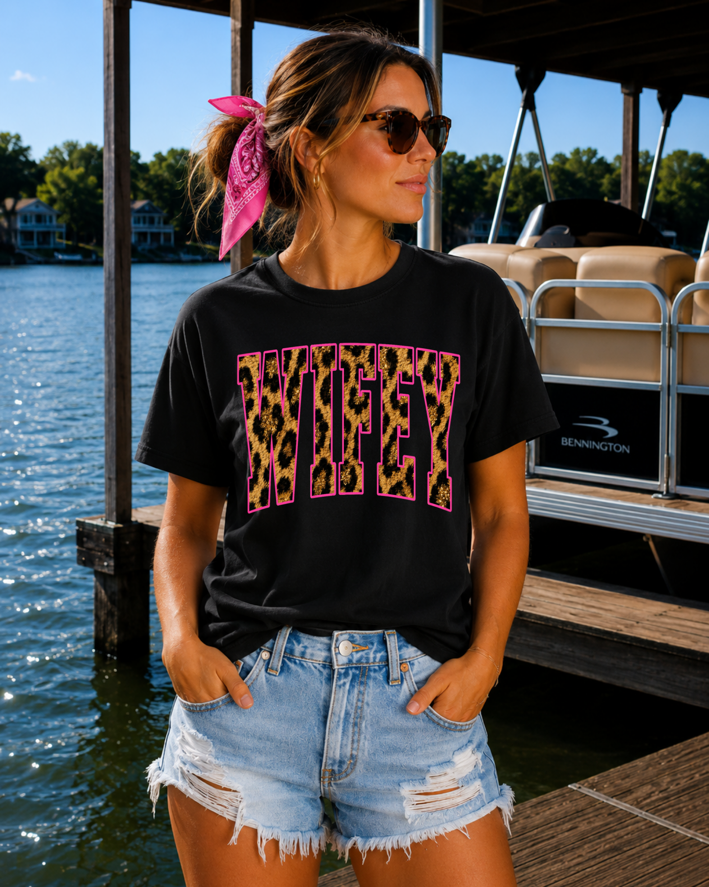 WIFEY LEOPARD TEE