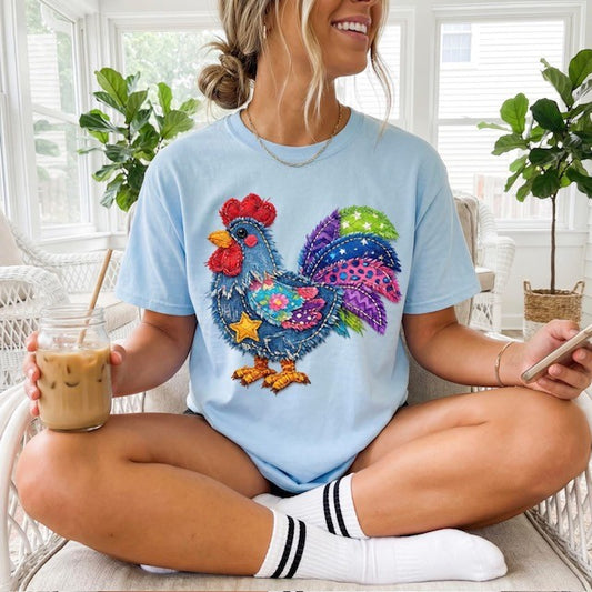 COLORFUL ROOSTER TEE